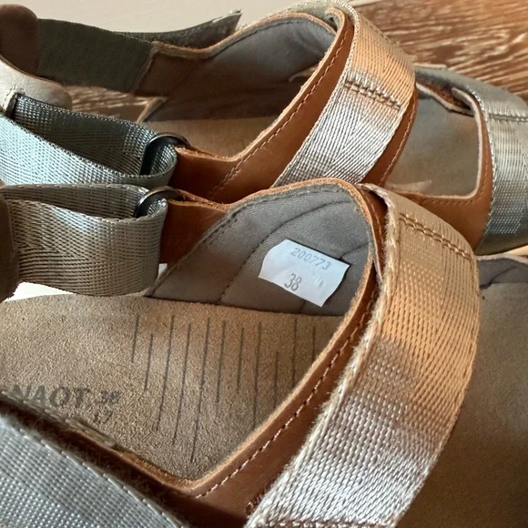 Naot Odyssey Slingback Sandal nwt size 7 - Picture 9 of 10